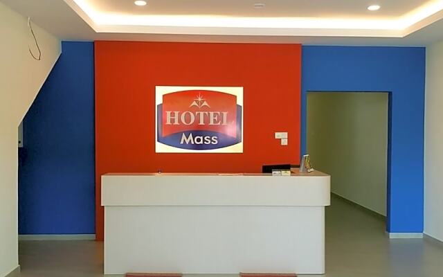 Mass Hotel