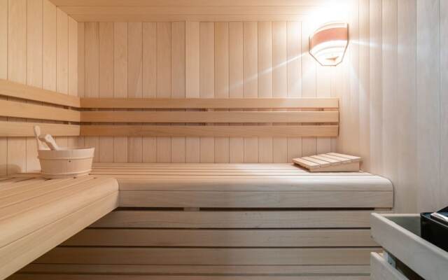 Spacious Chalet in Zell am See Near the Lake