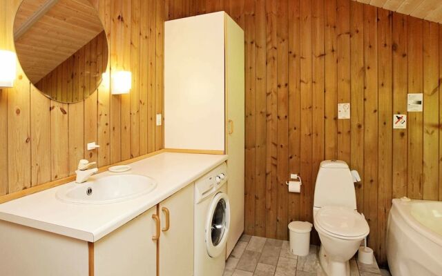 8 Person Holiday Home in Humble-by Traum