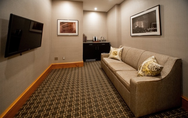 voco The Tiger Hotel Columbia, MO by IHG