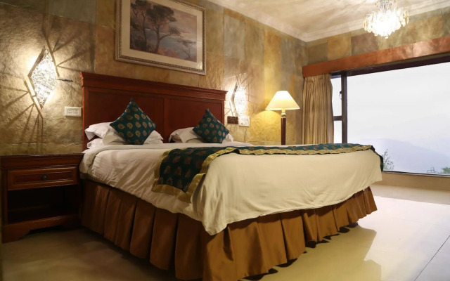 Ravine Hotel