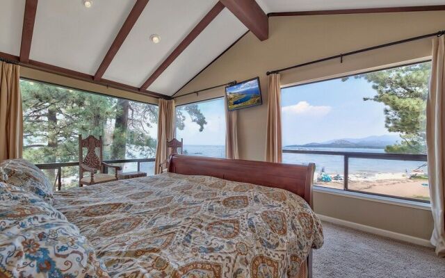 619 Lakefront