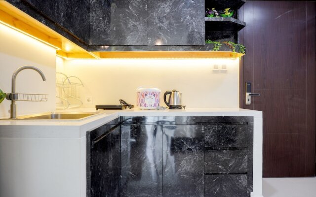 Nice And Comfort 2Br At Daan Mogot City Apartment