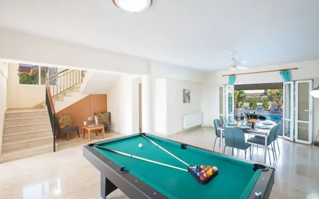 Luxury 4 Bedroom Villa With Private Pool, Sotira Villa 1301
