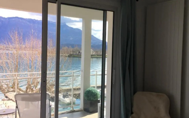 Vue sublime sur le lac du Bourget