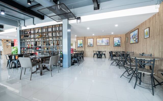 Sattahip 9 Boutique Hotel OYO Rooms
