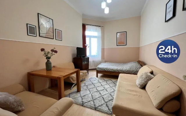 Old Town Apartment