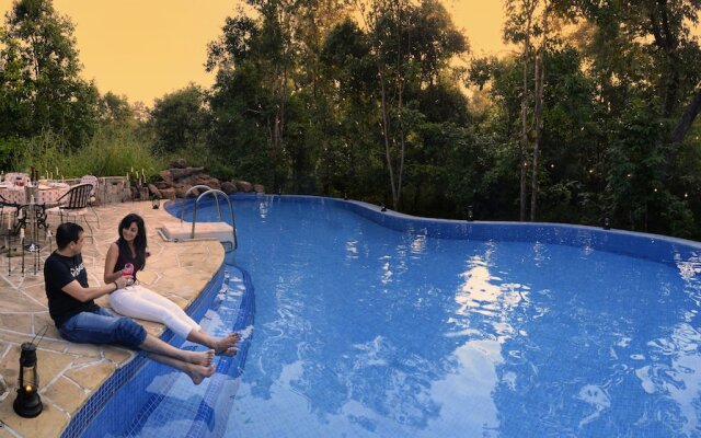 Pugdundee Safaris - Kanha Earth Lodge
