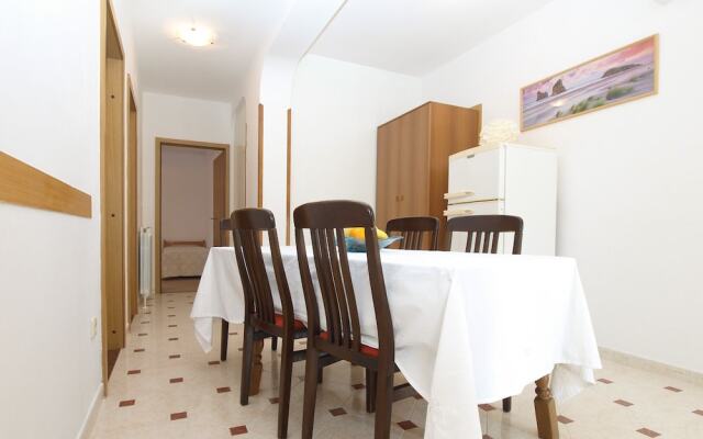 Apartment 1965