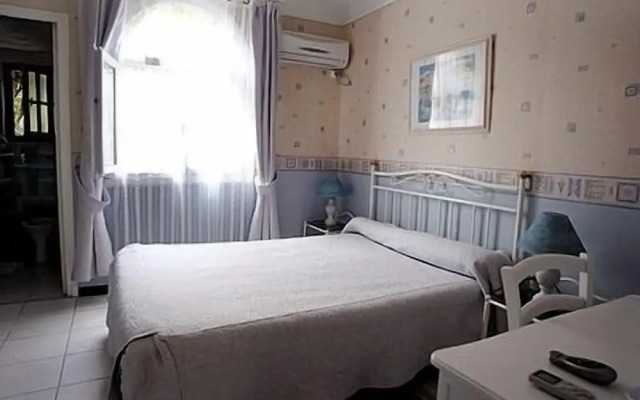 La Petite Auberge