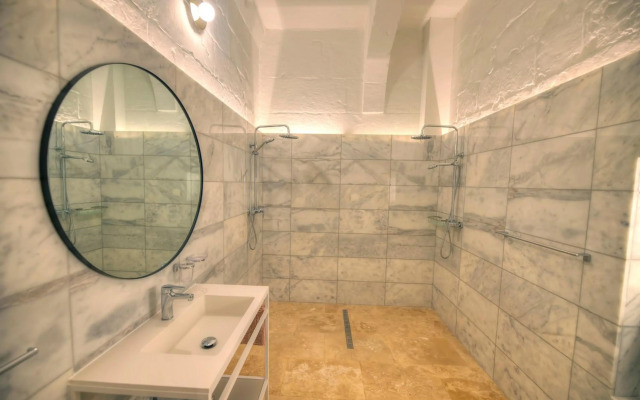 137 - Modern & luxurious Palazzino in Valletta