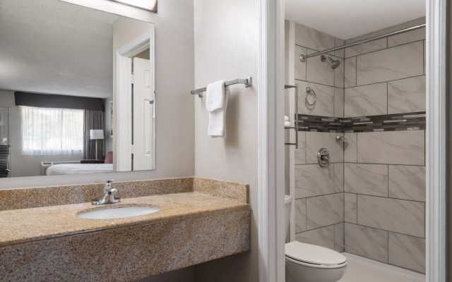 Days Inn by Wyndham Anderson