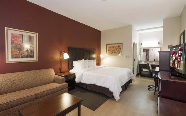 Red Roof Inn Tupelo