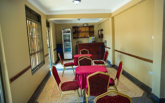 Lucky Guest House