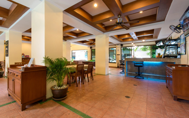 Hotel Inn Patong [Ex-Patong Beach Lodge]