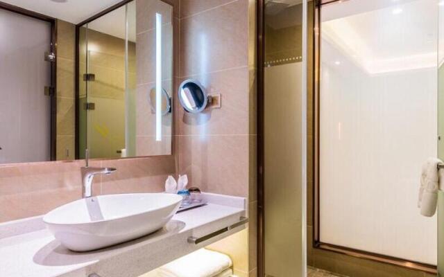 Lavande Hotels·Gaozhou Xiantai Bridge