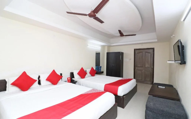 Hotel Sea Sand by Goroomgo