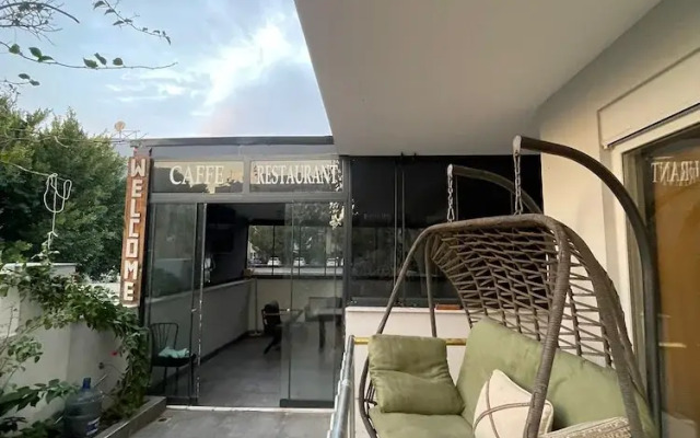 Lara Bella Hotel