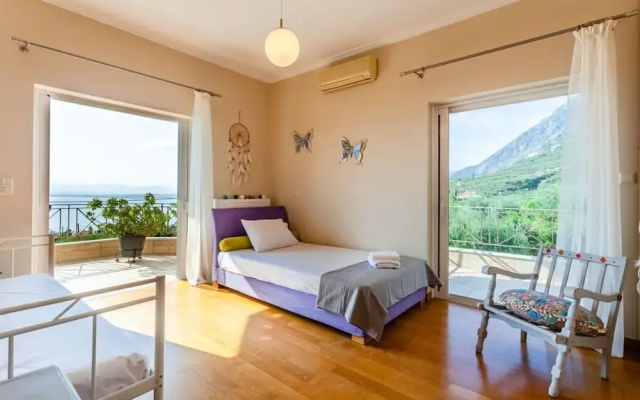 Sunset Paradise - Verga s Ultimate Seaview Getaway