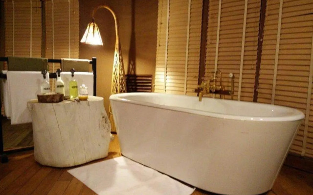 Banjaar Tola A Taj Safari Lodge - Kanha National Park