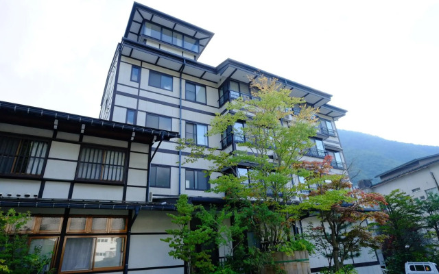 Okuhida Onsengo Nakadaya