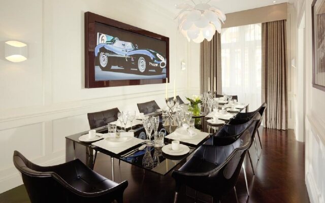 Taj 51 Buckingham Gate, Suites and Residences