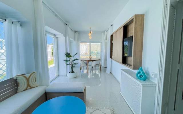 The Sea House Beach Front Villa With Pool