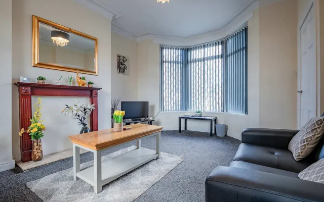 Host Stay Park Cliffe House