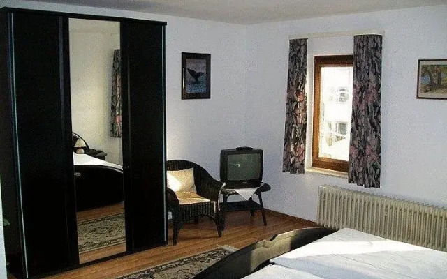 Hotel Alt-Staffel