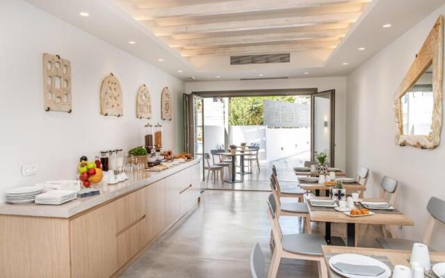 Lithos Luxury Suites