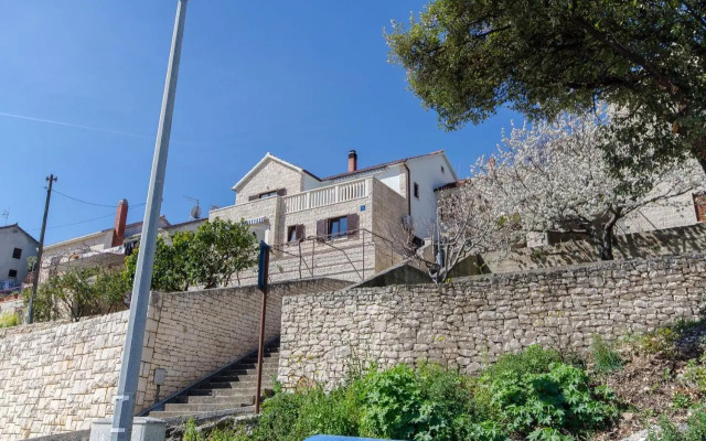 Apartments with a parking space Postira, Brac - 765