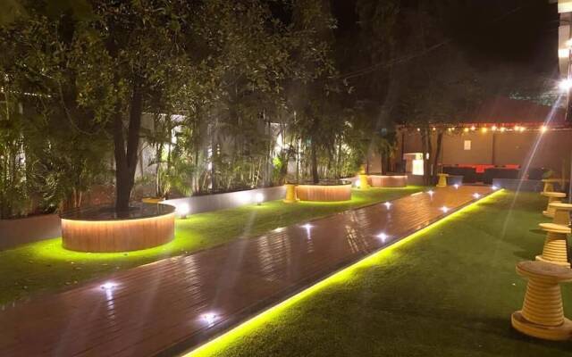 Sky Taj Villa 5 BHK