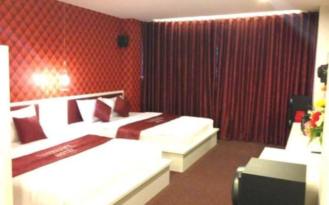 Luxury Hotel