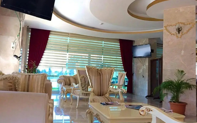 Grand Ezel Hotel