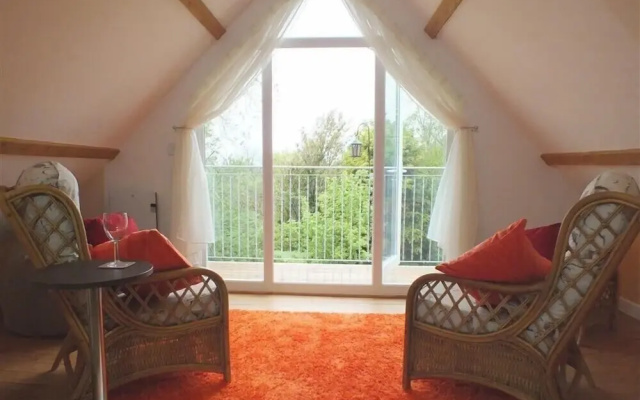 Pond Cottage