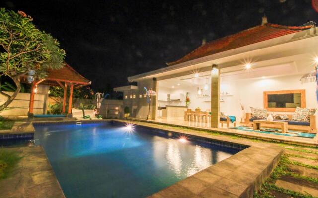 Villa Alam Biru