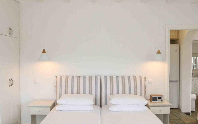 VLIA MAR Myconian Residences