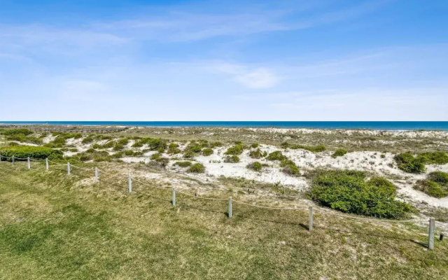Amelia Island Beachfront Retreat - 2BR Sandpiper Loop