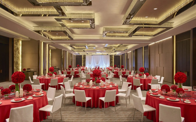 New World Wuhan Hotel
