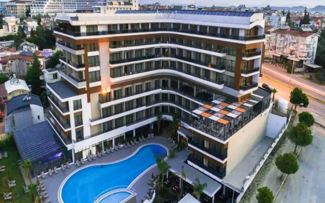 Alexia Resort & Spa