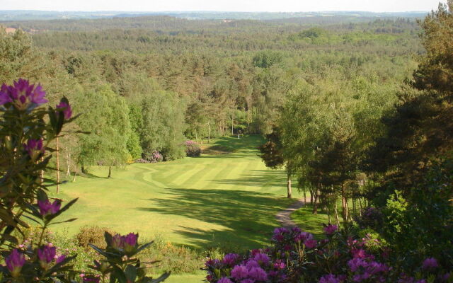 Old Thorns Hotel & Resort