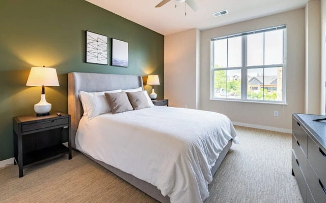 Elevate 758 By  Landing