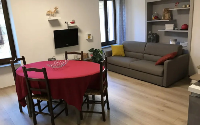 The Window on the Cathedral - Superior