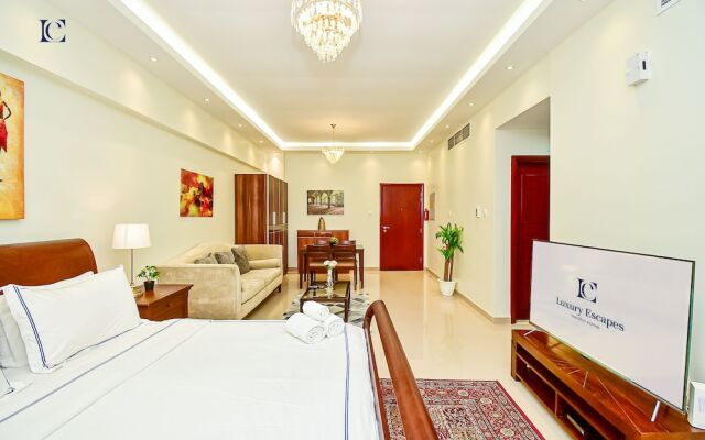 PRL Spacious studio with closed kitchen