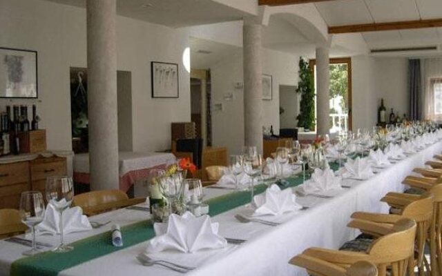 Gasthof Pension Falkeis