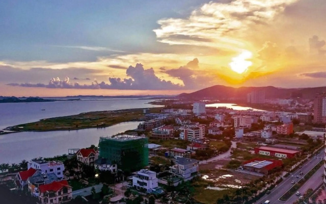 Zan- Newlife Halong Apartment