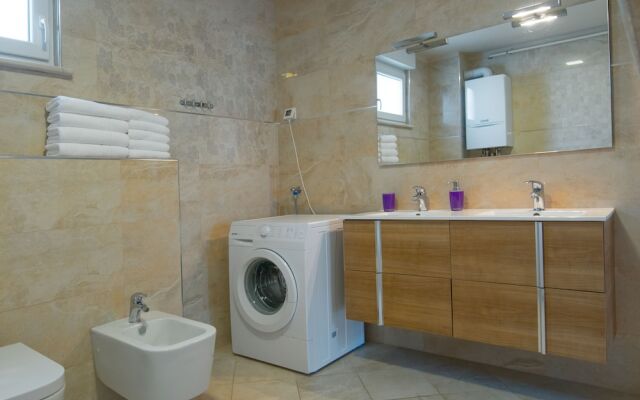 Apartments Lumare with private pool
