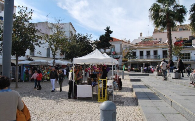 Ah Albufeira - Three-bedroom Apartment in Front of the Sea