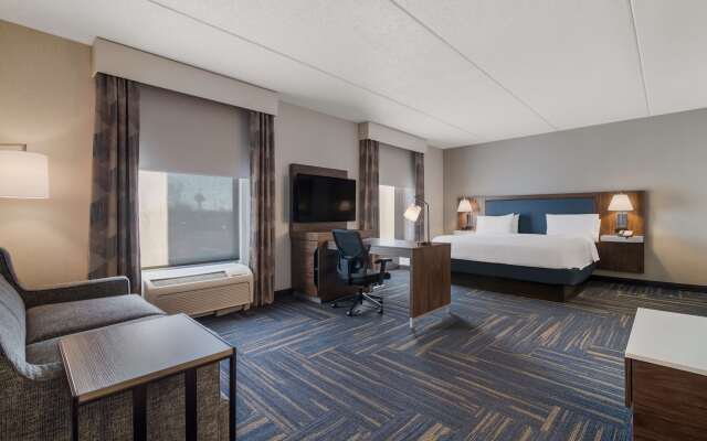 Hampton Inn & Suites Plattsburgh