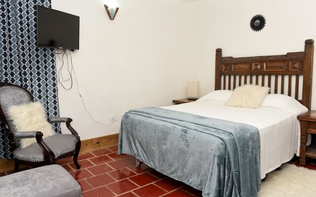 Onyx Aparta Hotel